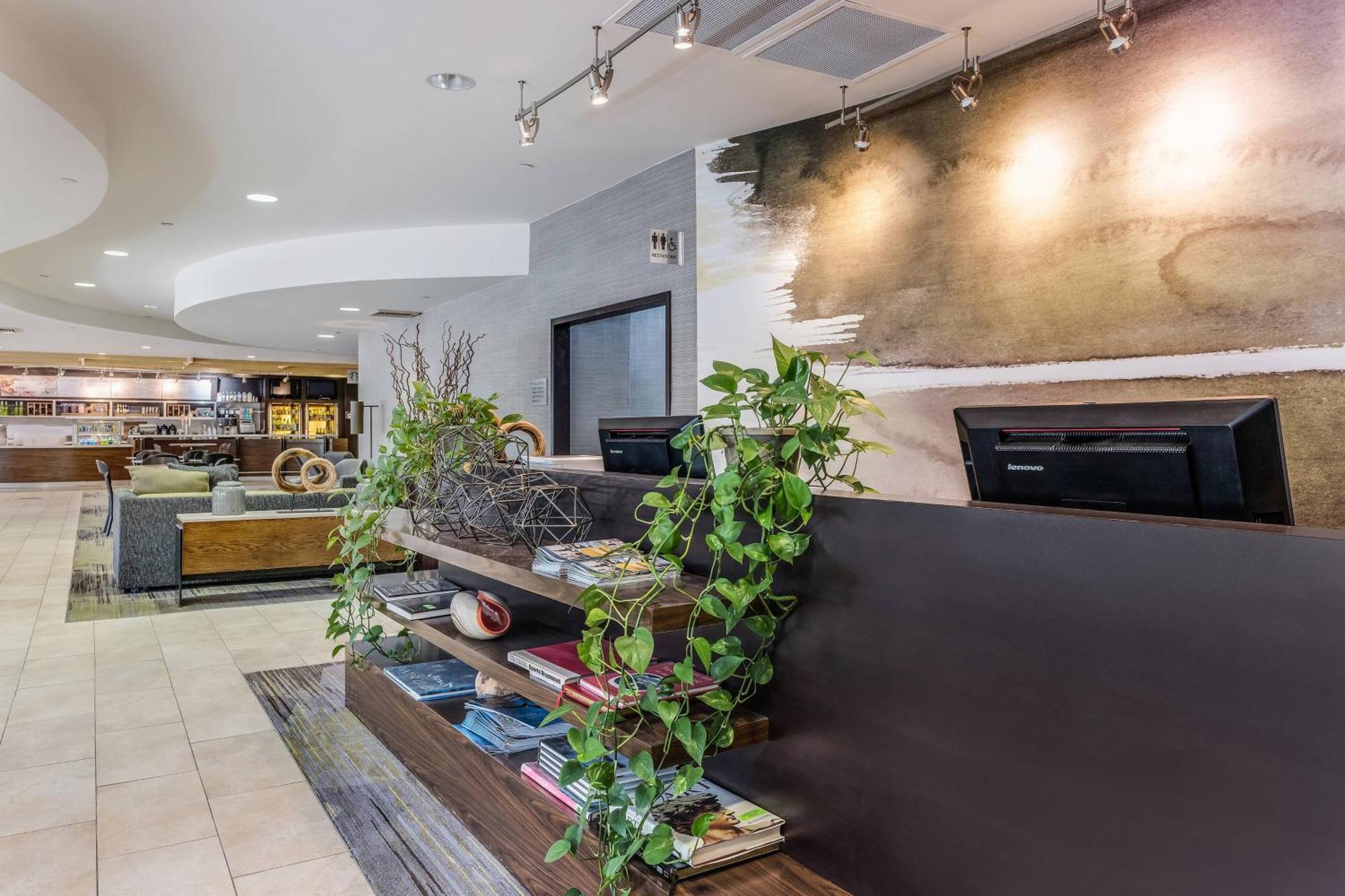 阿灵顿山洛克威万怡酒店 外观 照片